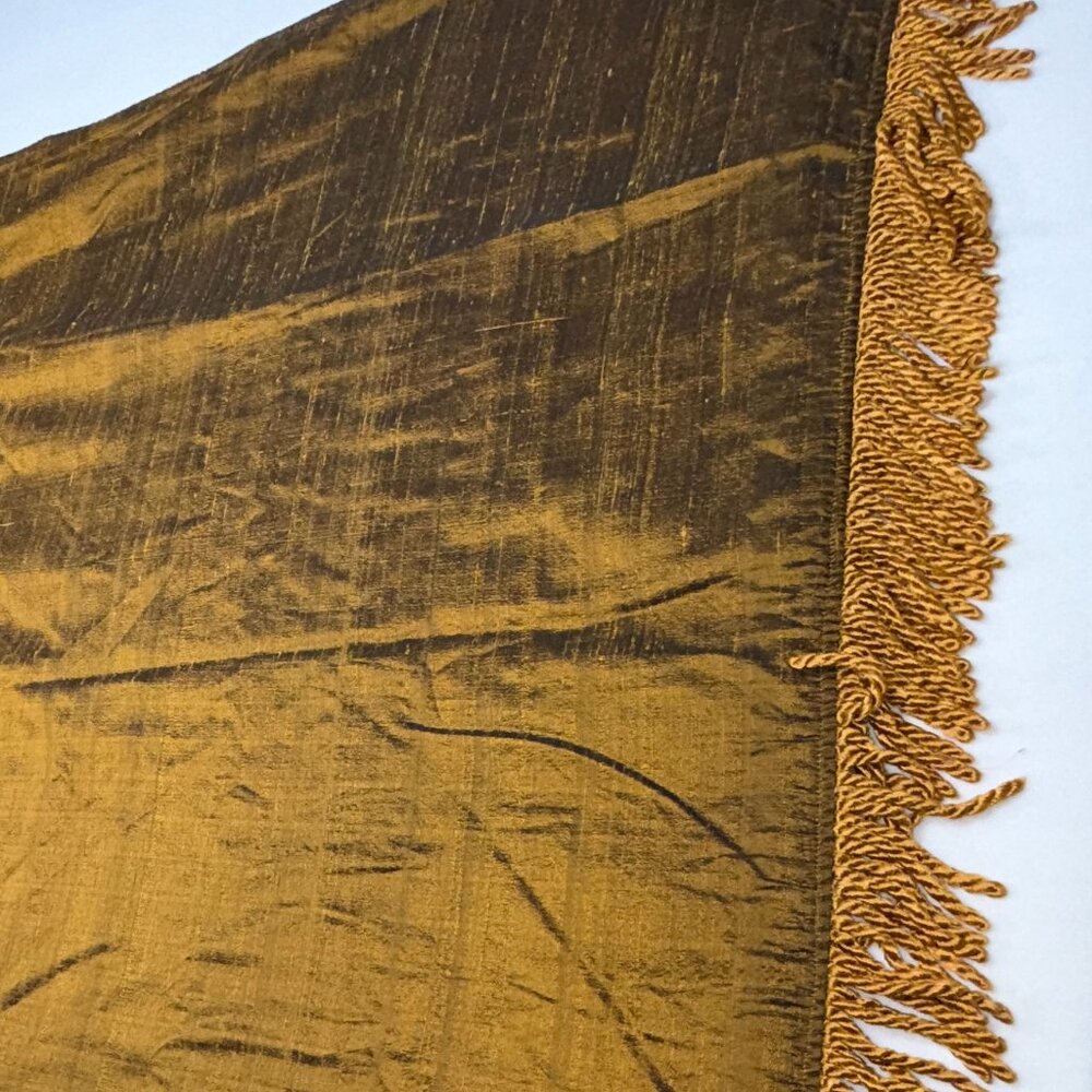 Linens N Things Silk Velvet Blanket Throw Tablecloth Christmas GOLD Fringe Tasse